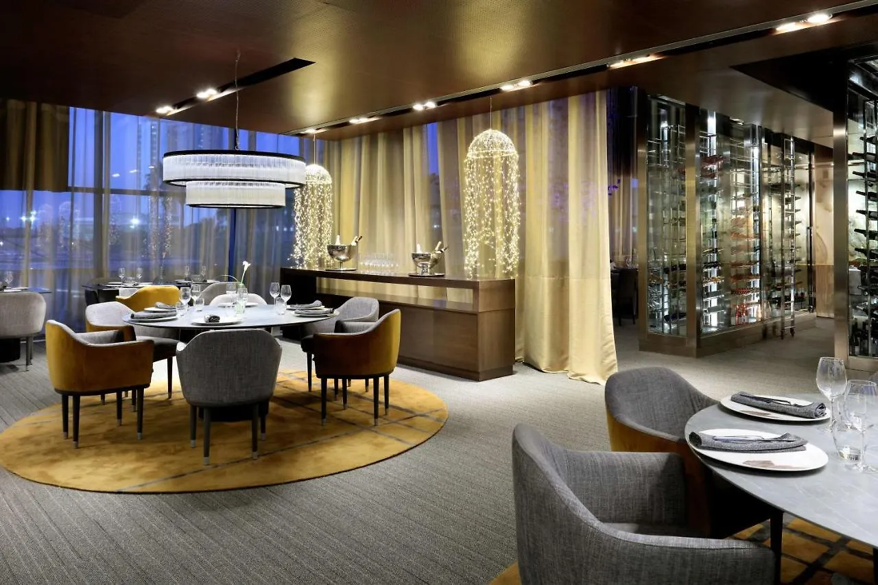 فندق Hyatt Regency Barcelona Tower لوسبيتاليت دي يوبريغات
