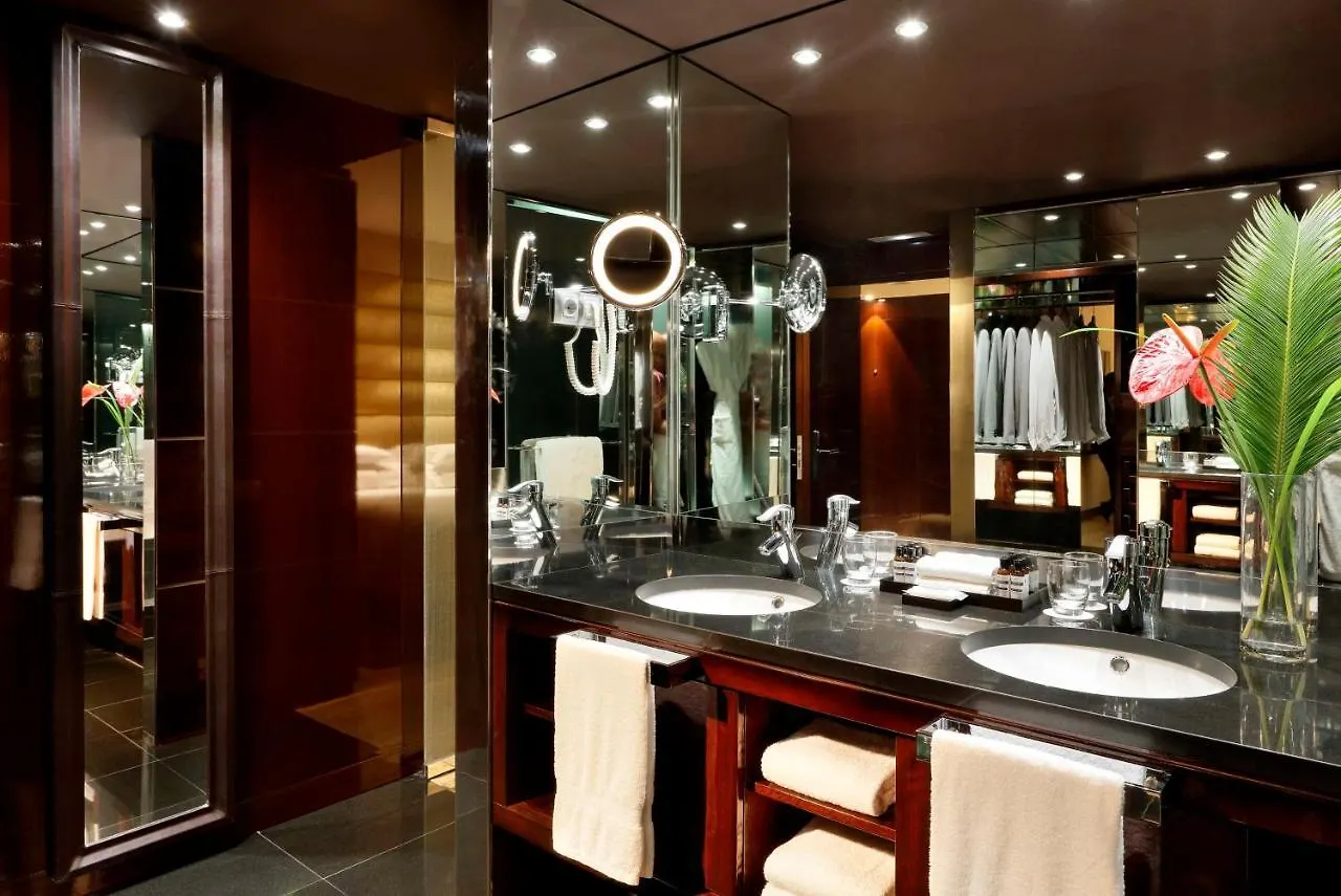 فندق Hyatt Regency Barcelona Tower لوسبيتاليت دي يوبريغات